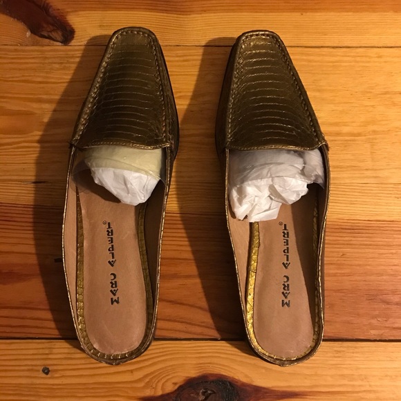 Marc Alpert Bronze Snakeskin Loafer Flats, NWB, 8 - Picture 3 of 10